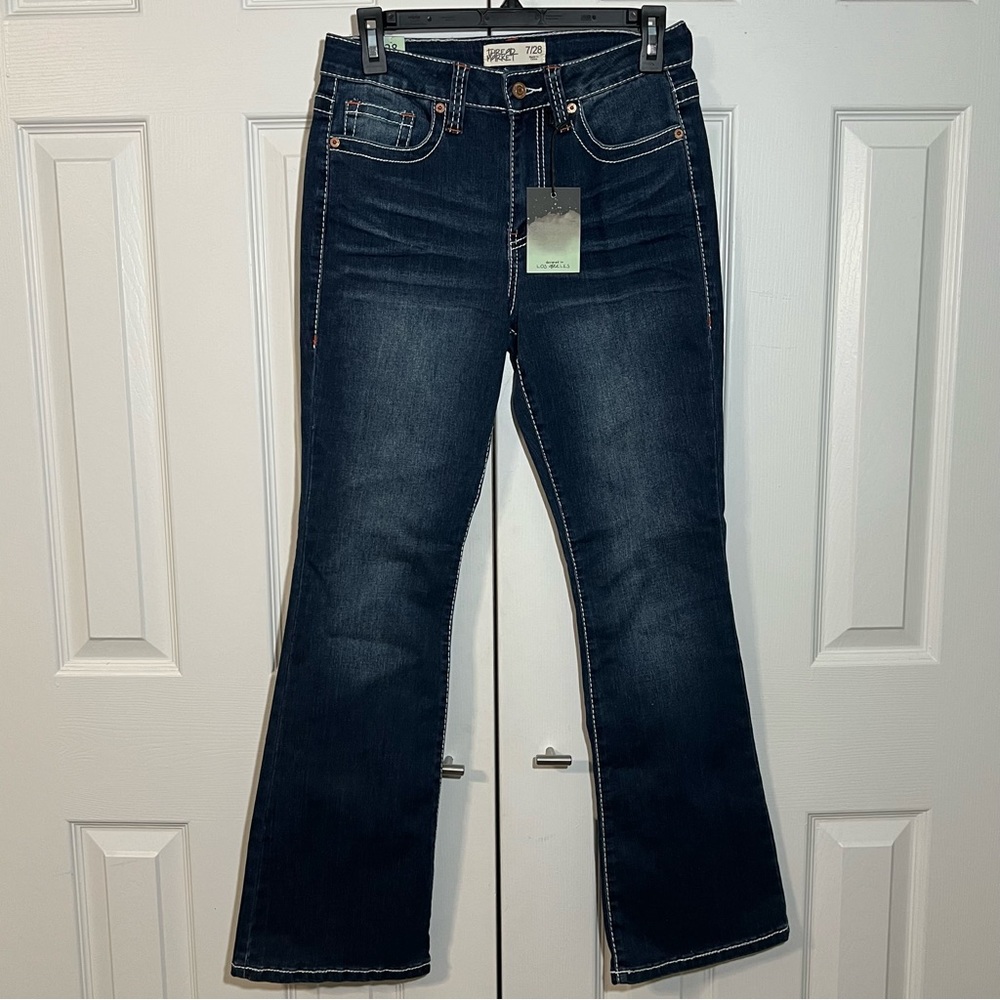 Women’s flare jeans size 7/28